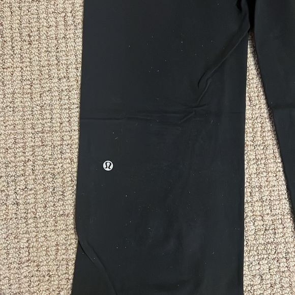 Lululemon Astro pants - Picture 5 of 5